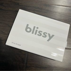 Blissy White Mulberry Silk Pillowcase